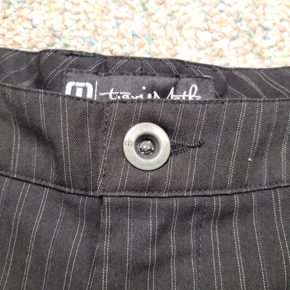 Travis Mathew Pinstripe Golf Shorts‎ Mens 34 Black Performance Stretch Casual